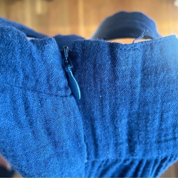 Madewell Gauze overalls Navy tie shoulder straps. Size 00. - Picture 4 of 7